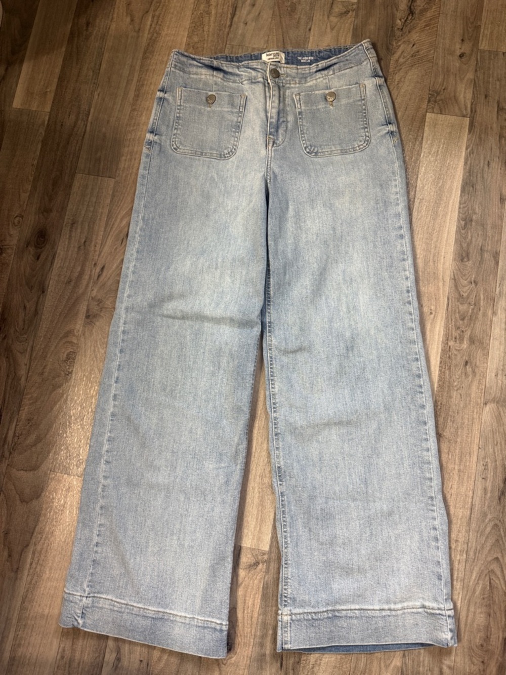 Kensie Light Blue Wide-Leg Jeans